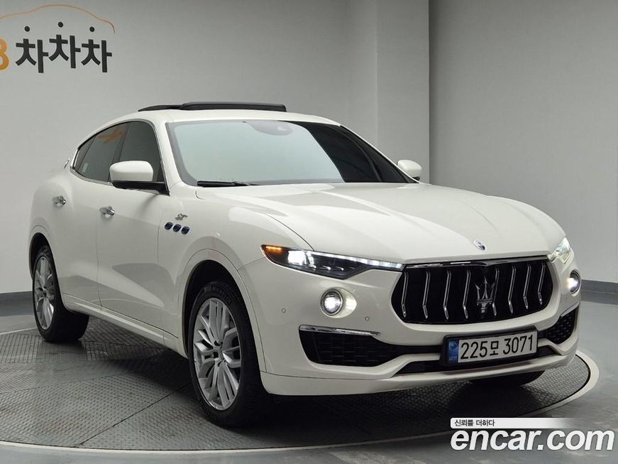 Maserati Levante 2.0 GT AWD, 2022