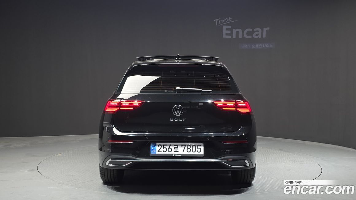 Volkswagen Golf 2.0 TDI Prestige, 2024