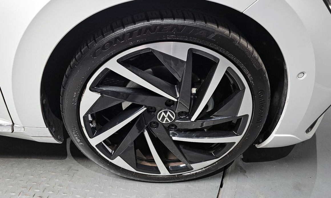 Volkswagen Arteon 2.0 TDI R-LIINE 4Motion, 2022