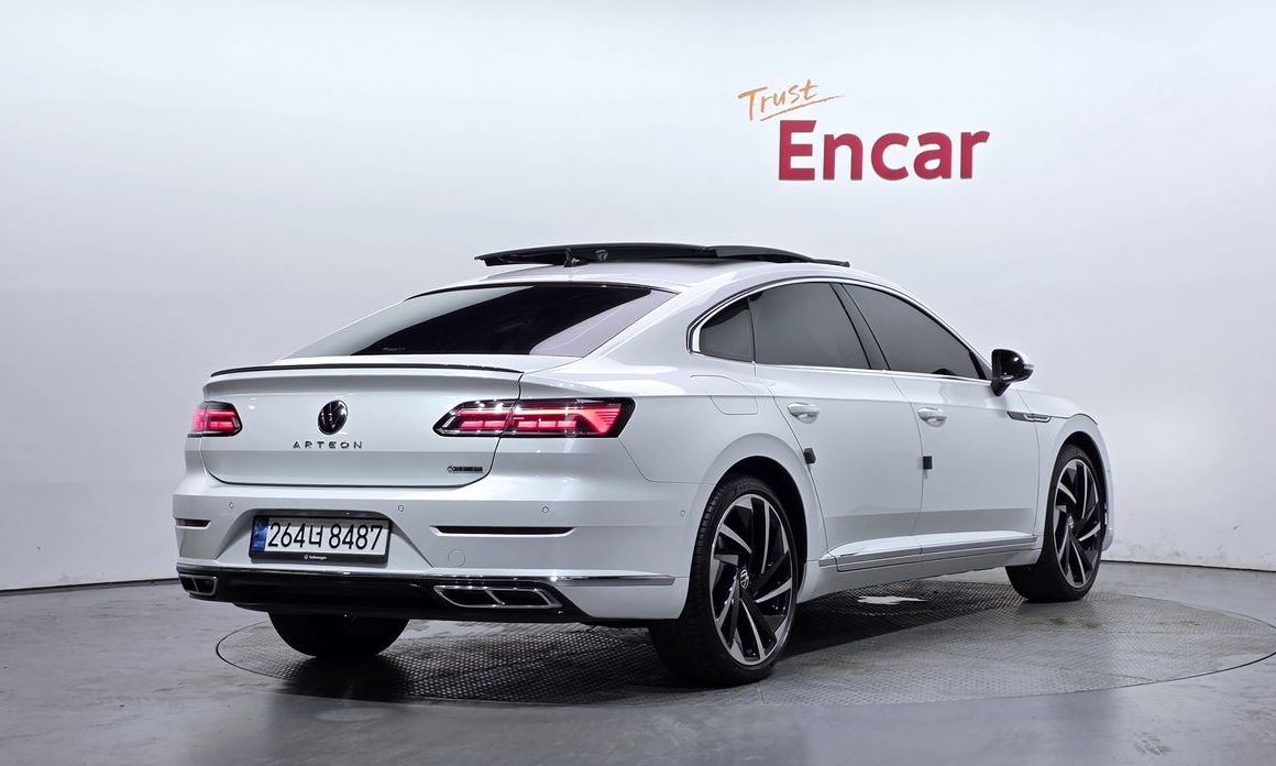 Volkswagen Arteon 2.0 TDI R-LIINE 4Motion, 2023