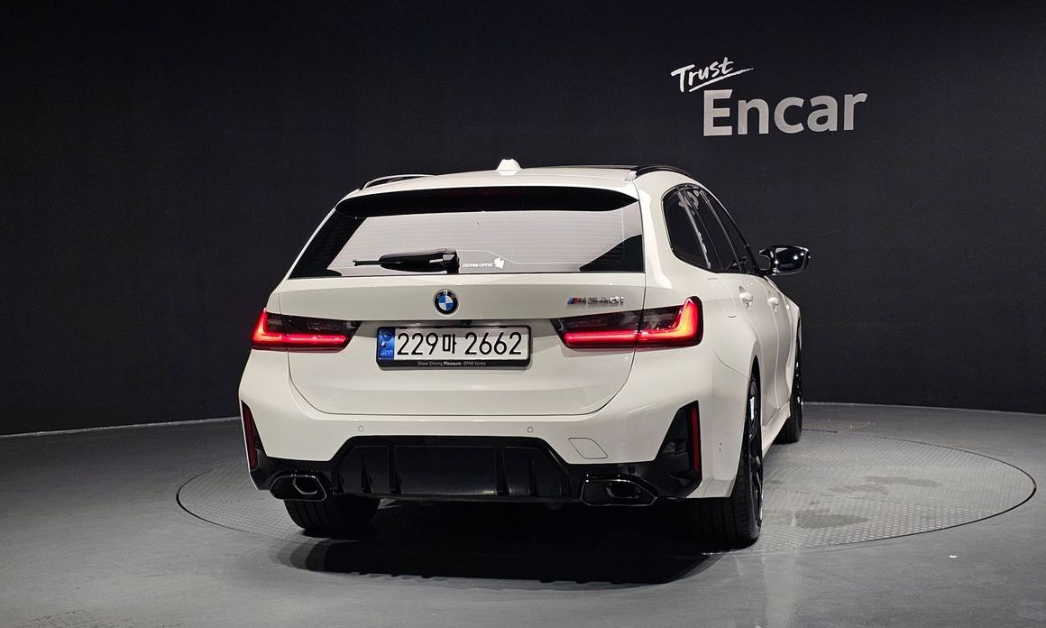 BMW 3-Series M340i xDrive Touring Pro, 2024