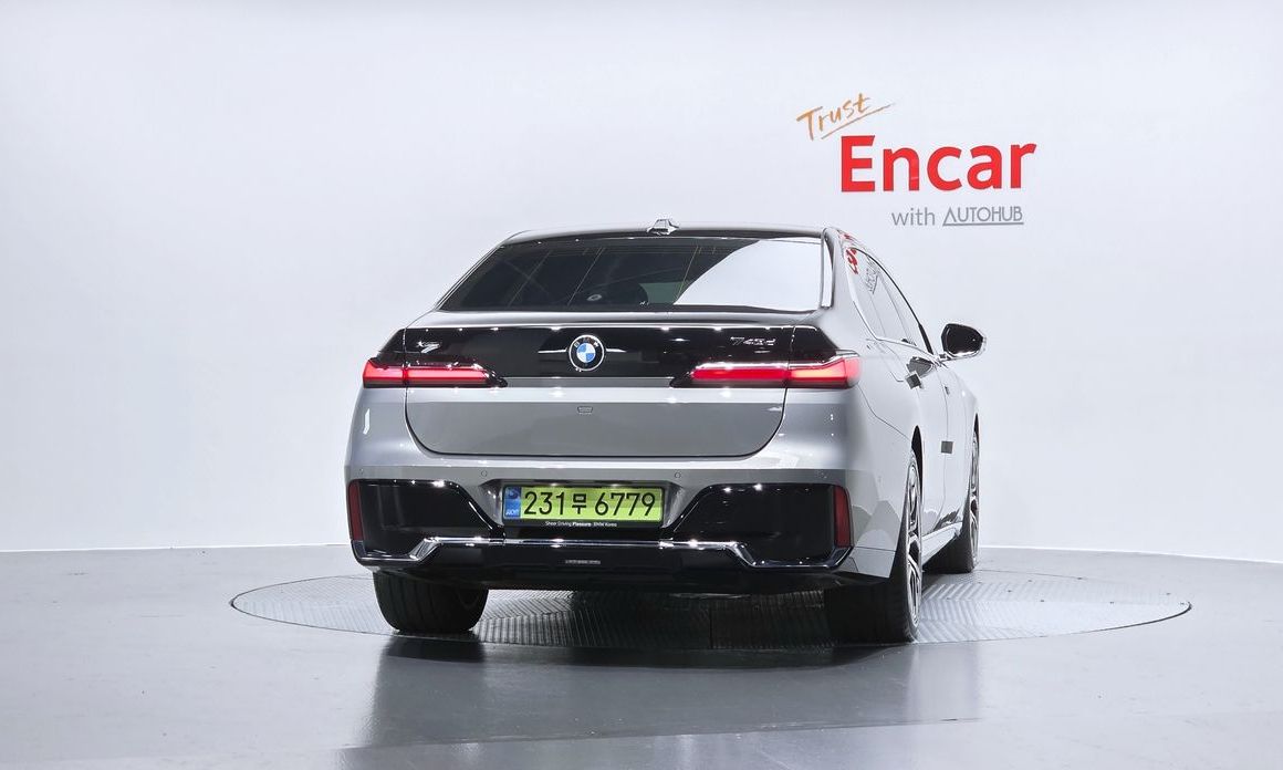 BMW 7-Series 740d xDrive M Sport, 2025