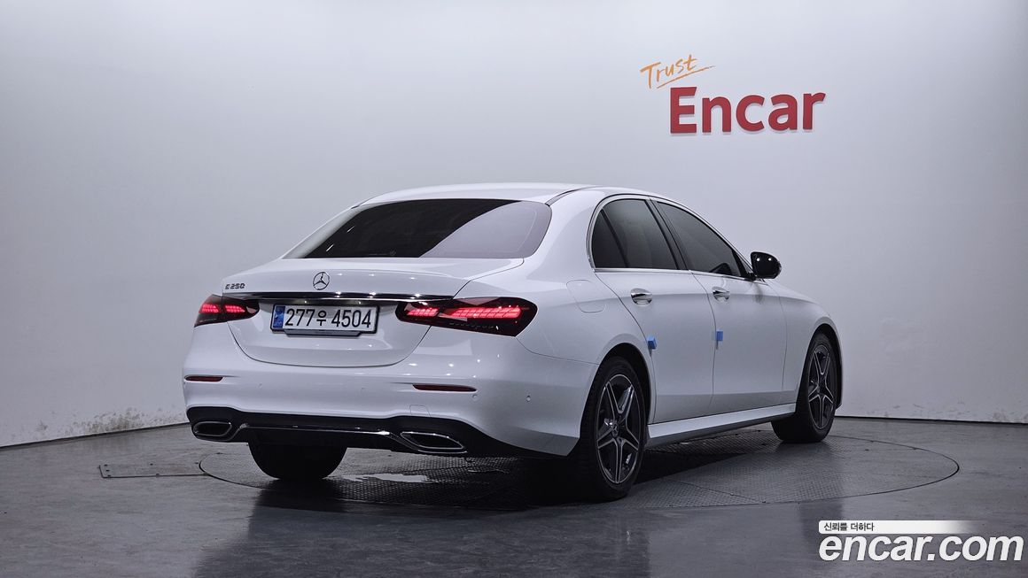 Mercedes-Benz E-Class E250 AMG Line, 2023