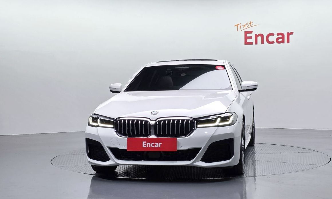 BMW 5-Series 530i M Sport Package, 2022