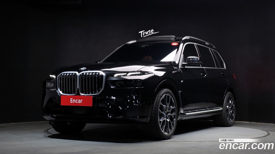 BMW X7 xDrive 40i M Sport 6STR, 2025