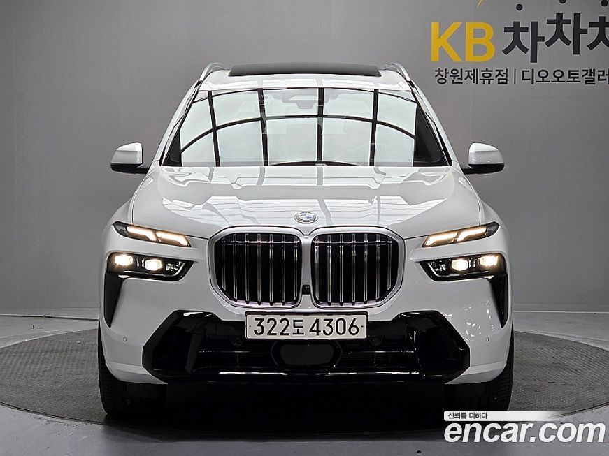 BMW X7 xDrive 40d M Sport 7 STR, 2025