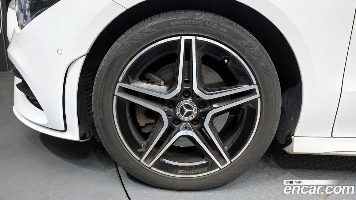 Mercedes-Benz CLA-Class CLA250 4MATIC, 2022