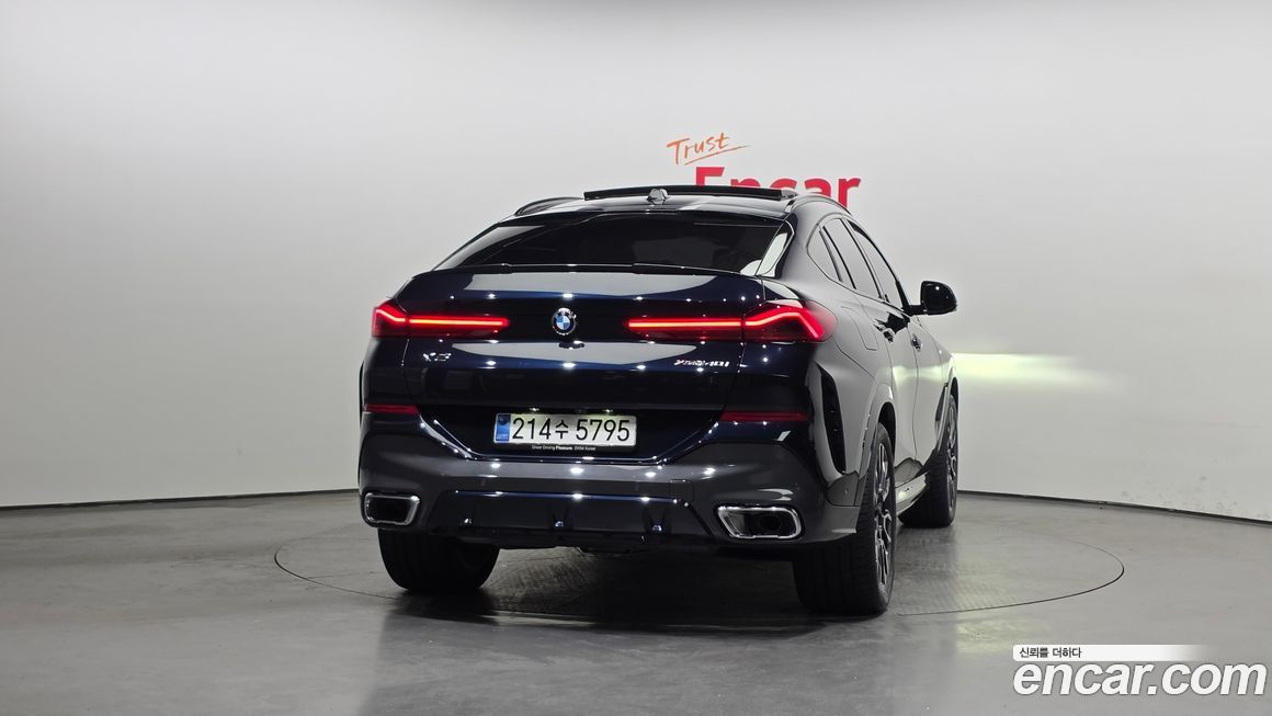 BMW X6 xDrive40i M Sport, 2024