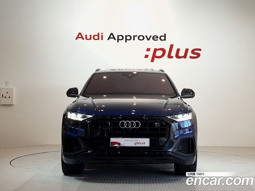 Audi Q8 55 TFSI Quattro Premium, 2023