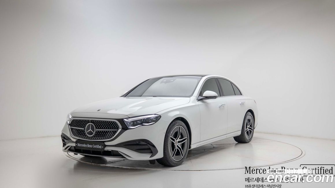 Mercedes-Benz E-Class E300 4MATIC AMG Line, 2026