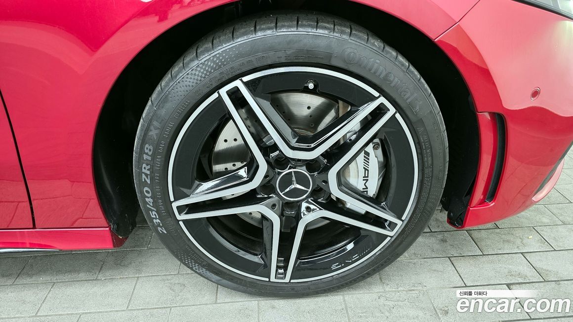 Mercedes-Benz A-Class AMG A35 4MATIC Sedan, 2023