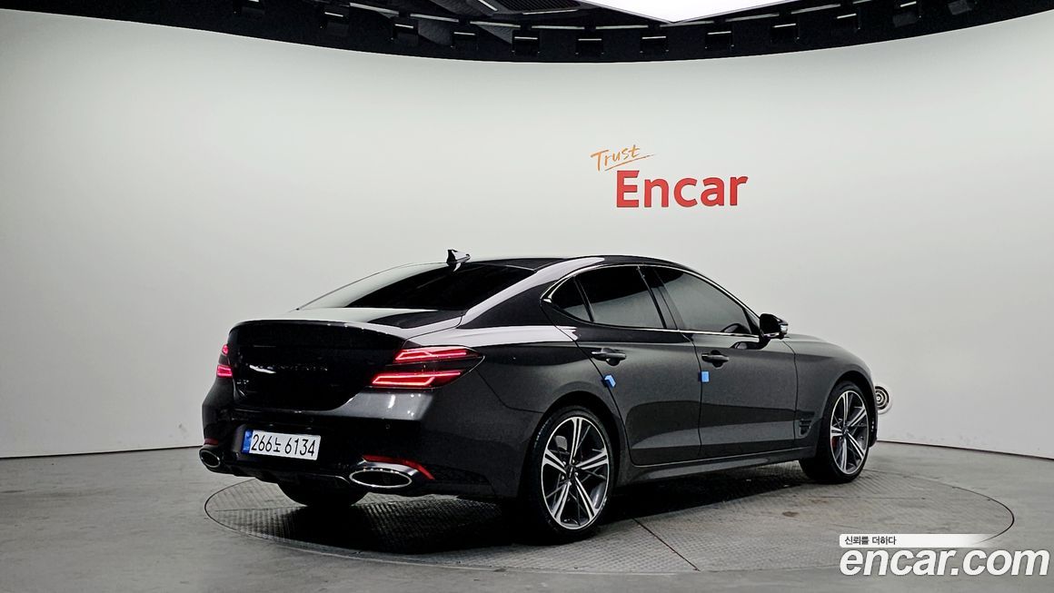 Genesis G70 Gasoline 2.5T 2WD, 2025