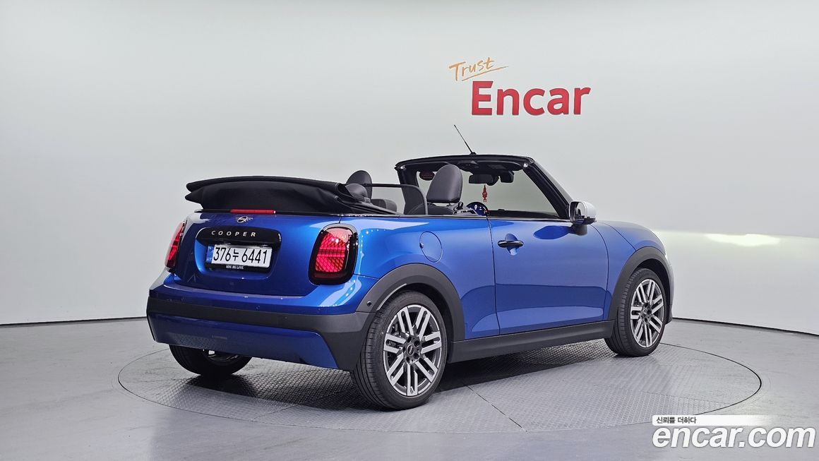 Mini Cooper Convertible Classic, 2025