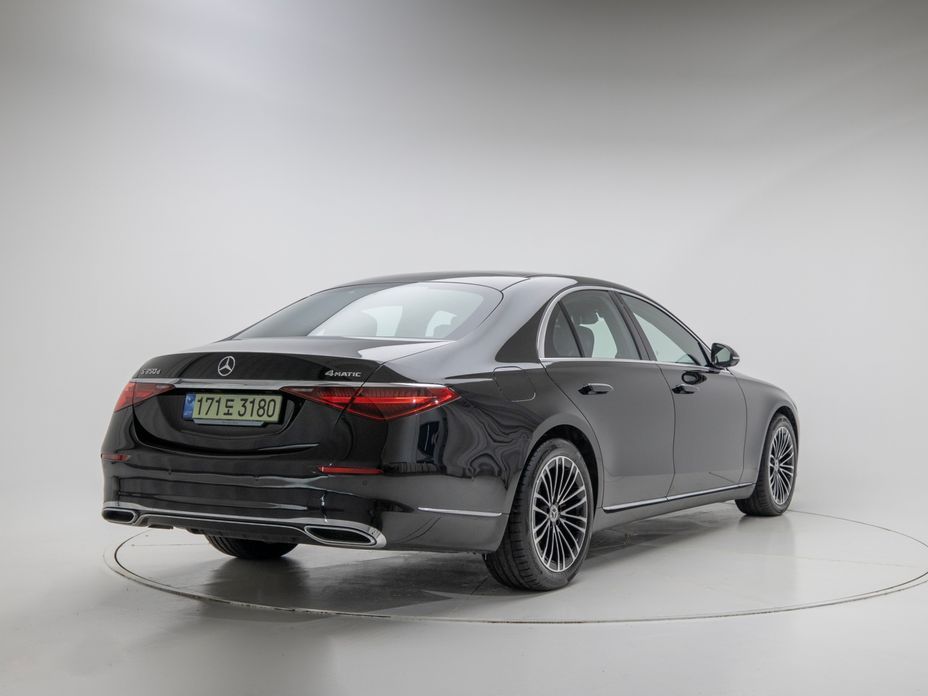 Mercedes-Benz S-Class S350 d 4MATIC, 2025