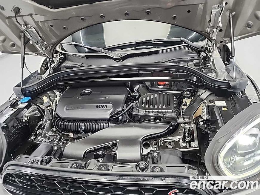 Mini Countryman ALL4 Classic Launch Pack, 2023