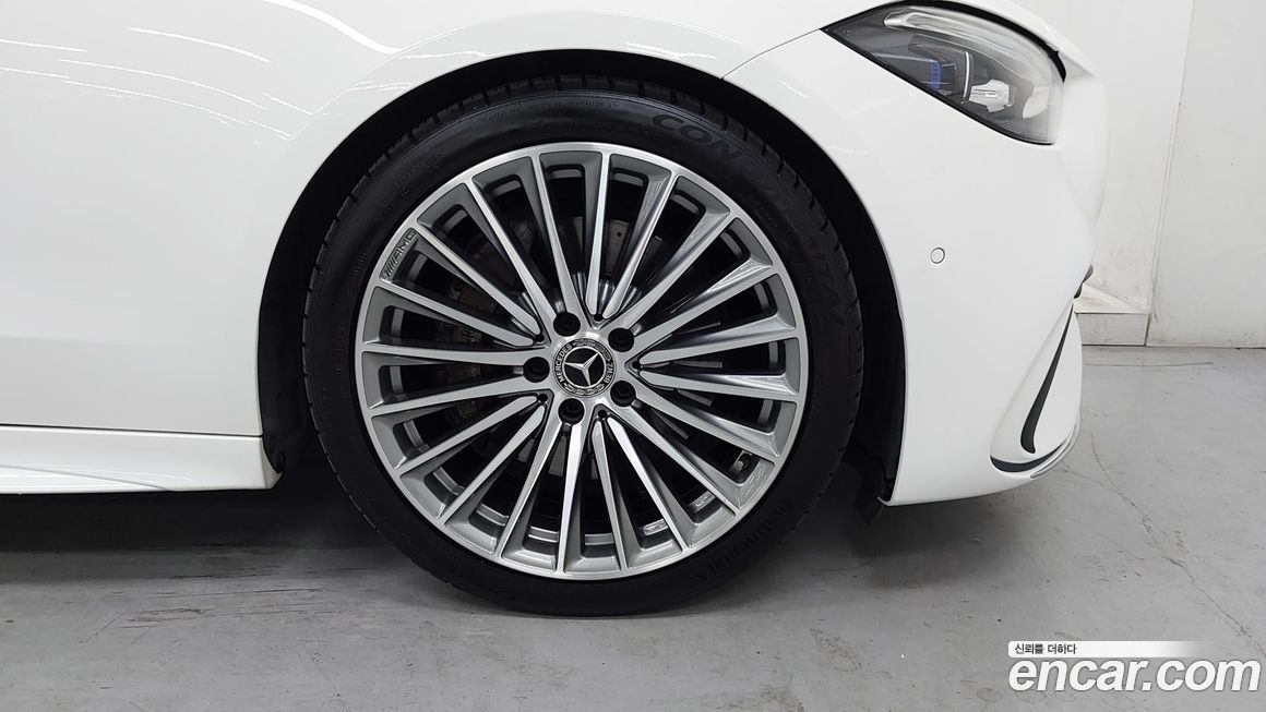 Mercedes-Benz C-Class C300 4MATIC AMG Line, 2023