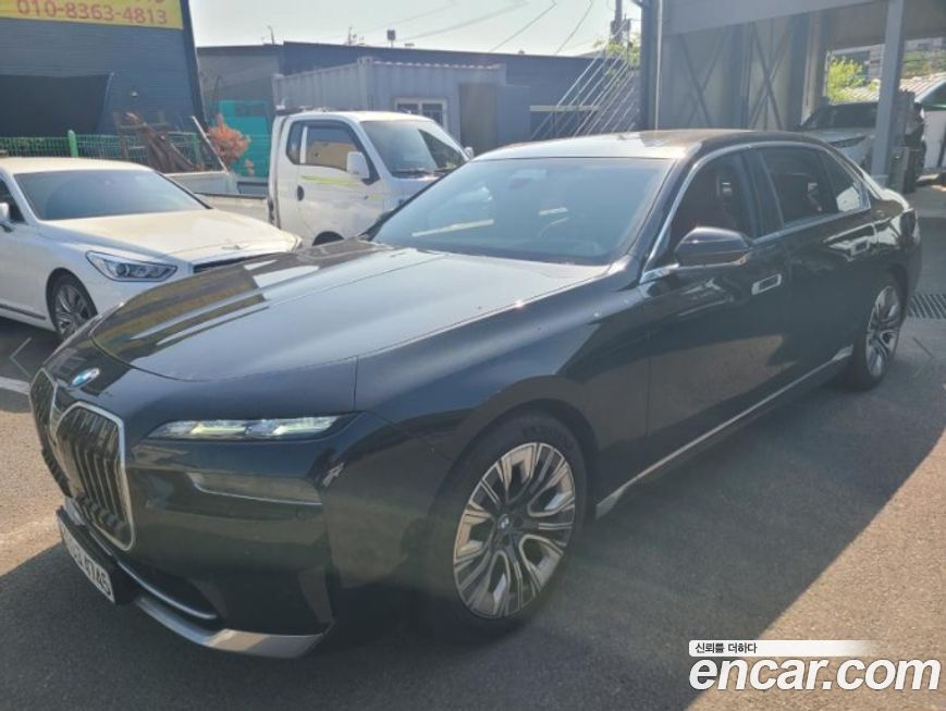 BMW 7-Series 740i sDrive Design Pure Excellence, 2023