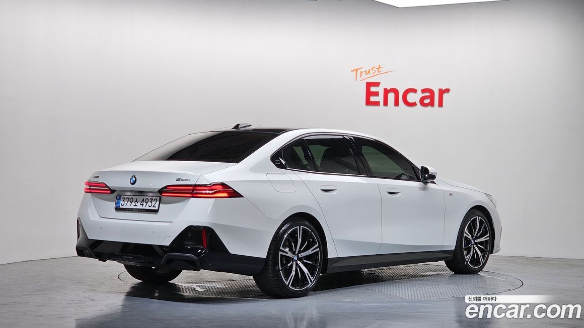 BMW 5-Series 530i xDrive M Sport, 2024