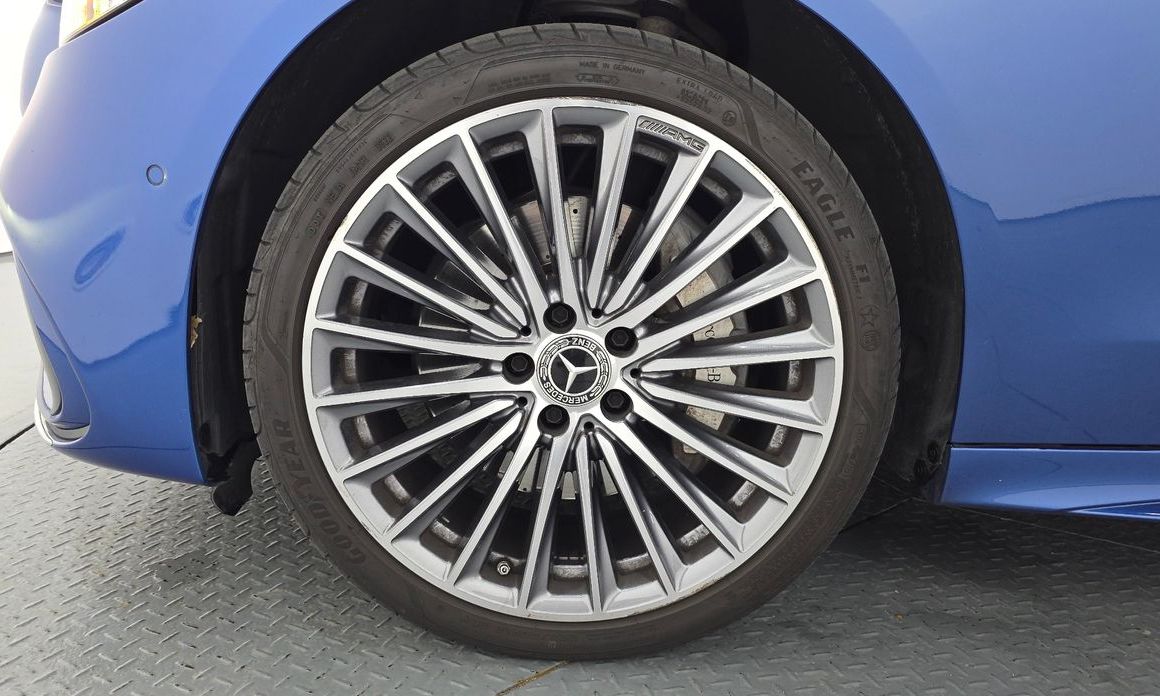 Mercedes-Benz C-Class C300 AMG Line, 2022