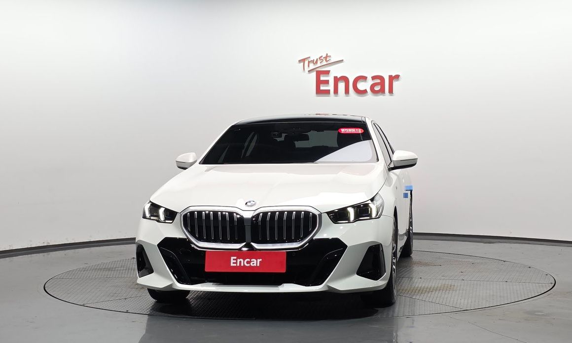 BMW 5-Series 520i M Sport, 2024