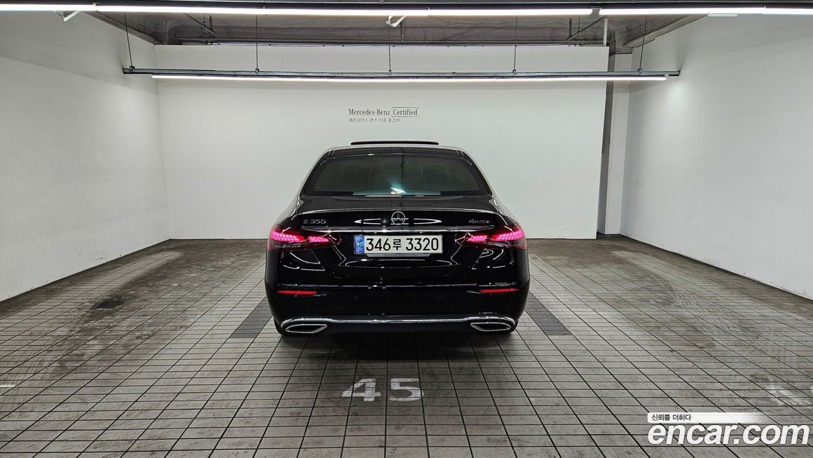 Mercedes-Benz E-Class E350 4MATIC Exclusive, 2023