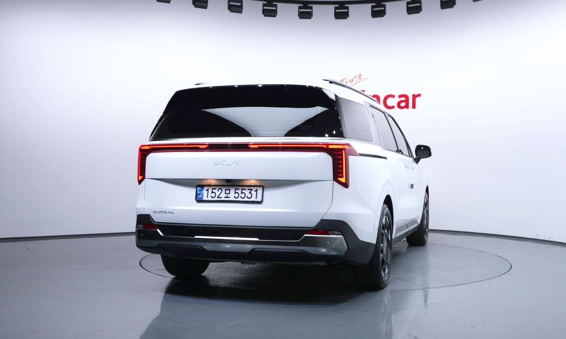 Kia Carnival 7-Seater Noblesse, 2024