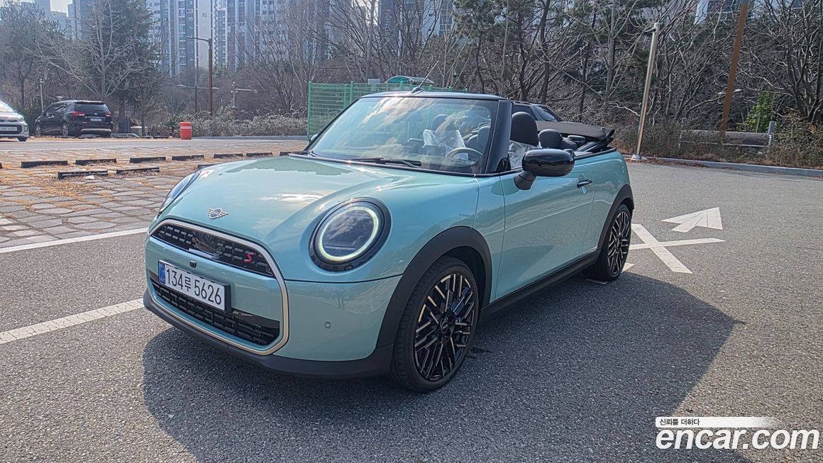 Mini Cooper Convertible Favoured, 2025