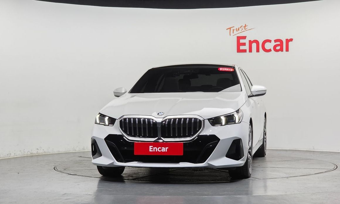 BMW 5-Series 520i M Sport, 2024