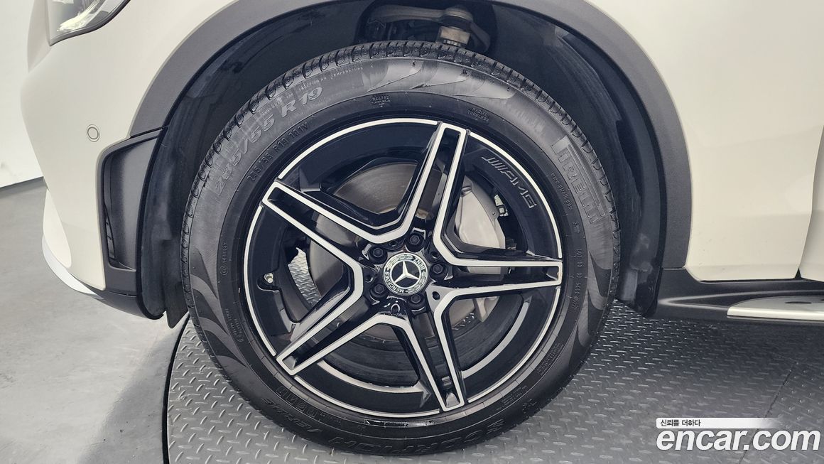 Mercedes-Benz GLC-Class GCL300 4MATIC Coupe, 2023