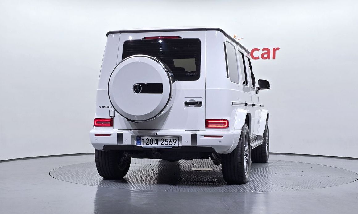 Mercedes-Benz G-Class G450d, 2025