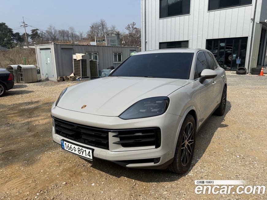 Porsche Cayenne 3.0, 2025