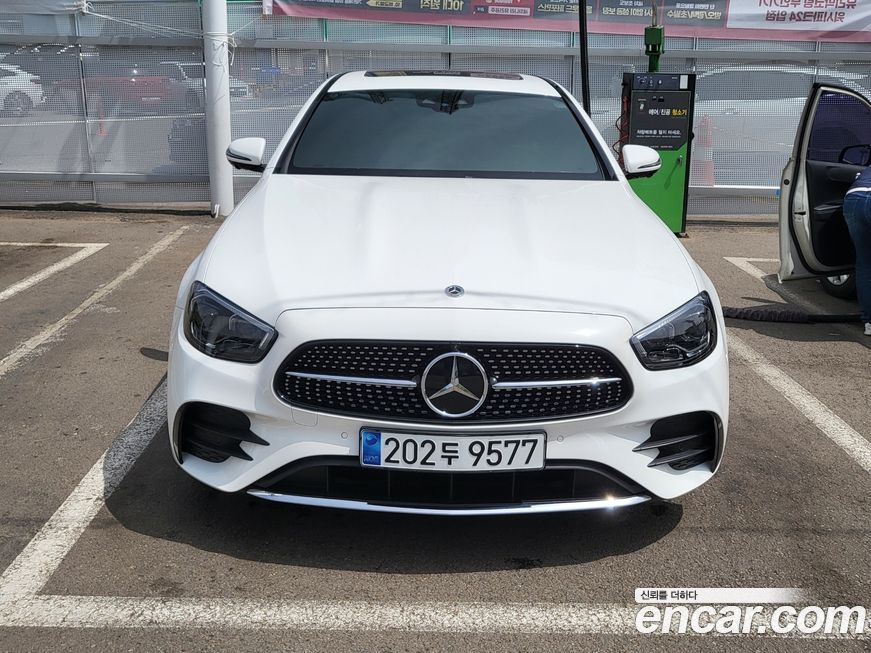 Mercedes-Benz E-Class E250 AMG Line, 2023