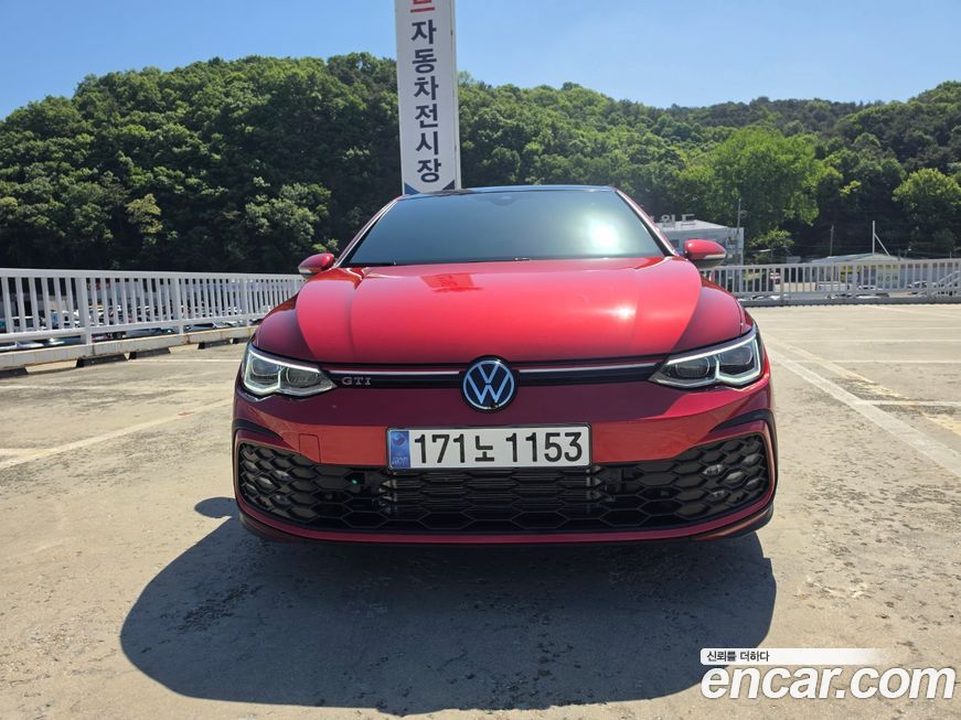 Volkswagen Golf 2.0 GTI, 2024