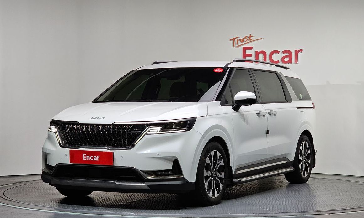 Kia Carnival 9-Seater Signature, 2023