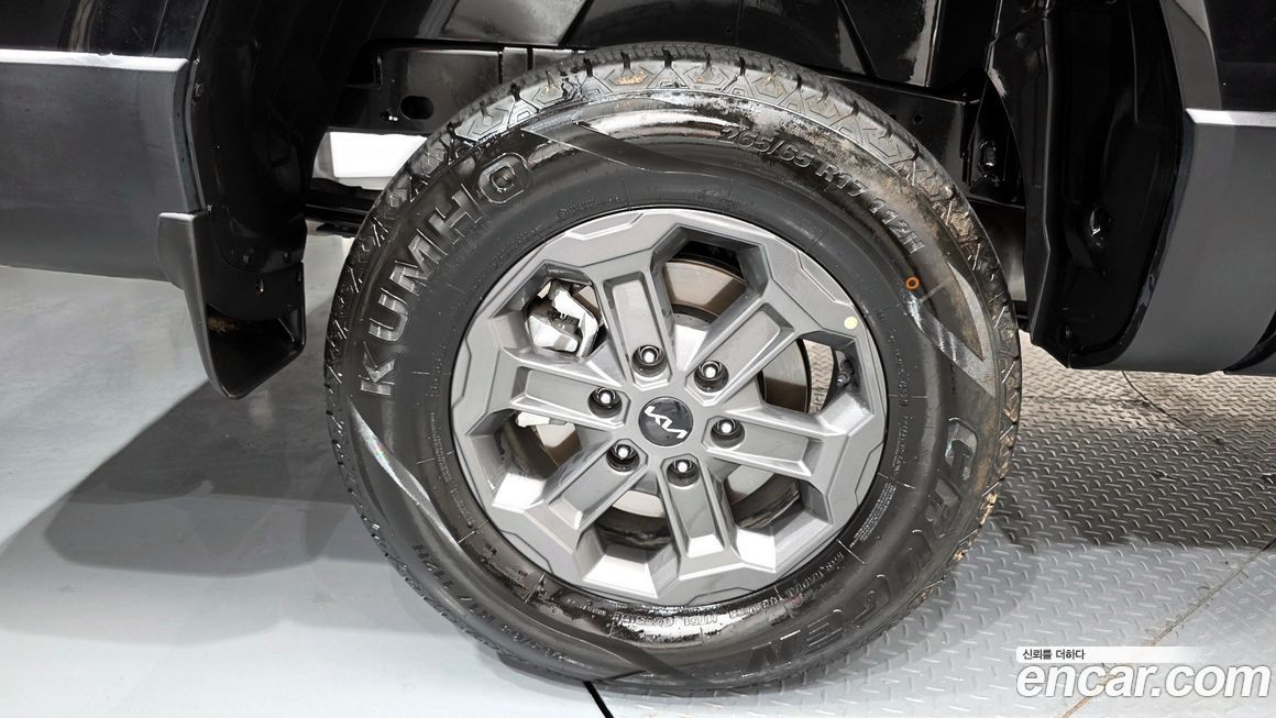 Kia Tasman 2.5T Gasoline 4WD, 2026