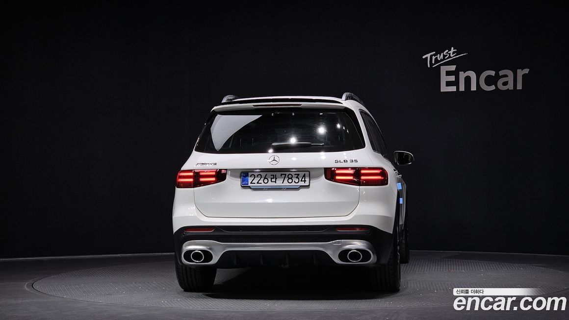 Mercedes-Benz GLB-Class AMG GLB35 4MATIC, 2025
