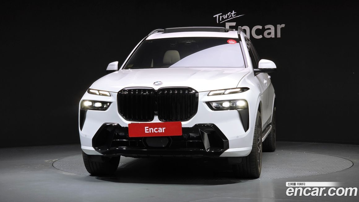 BMW X7 xDrive 40d M Sport 7 STR, 2025