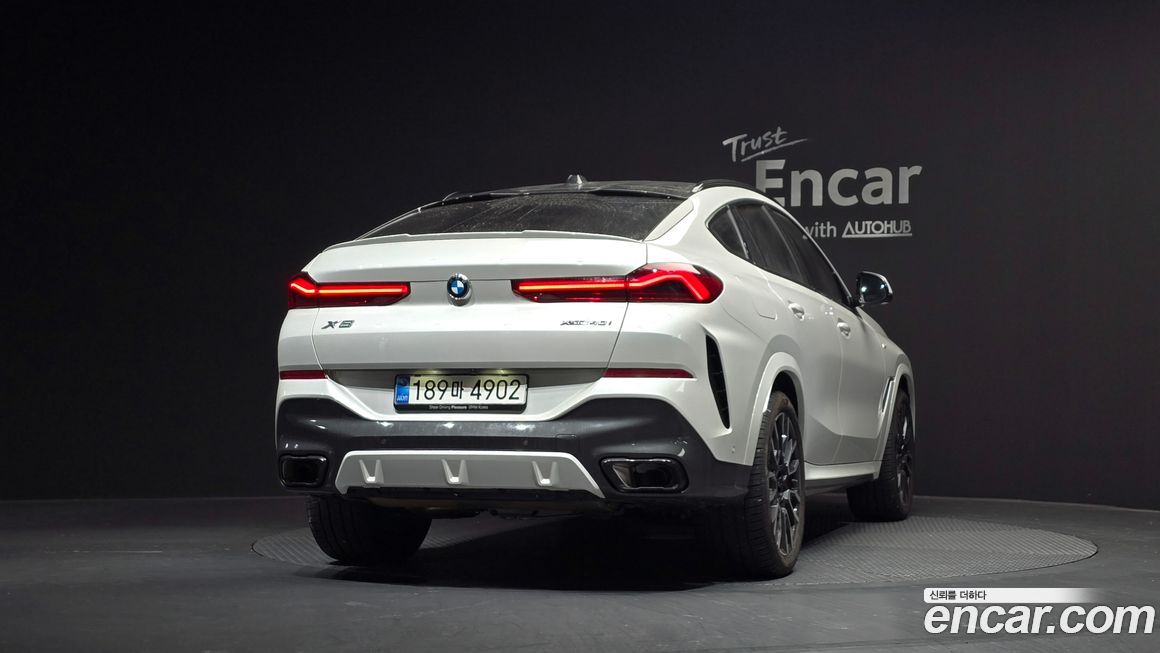 BMW X6 xDrive40i M Sport, 2025