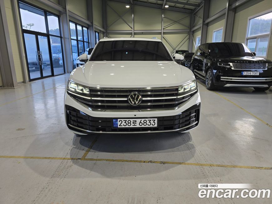 Volkswagen Touareg 3.0 TDI Prestige, 2024