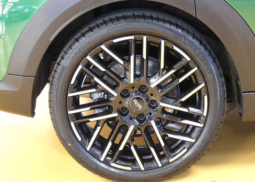 Mini Cooper 5 Door Favoured, 2025