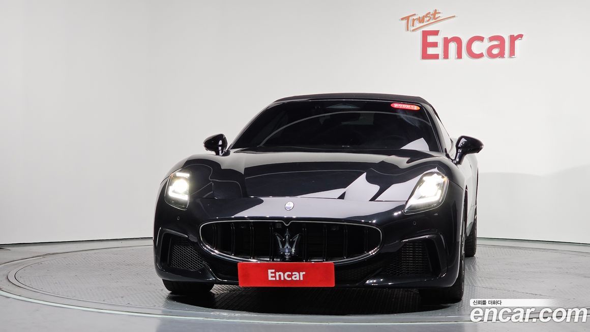 Maserati Gran Cabrio 3.0 V6 Trofeo, 2024