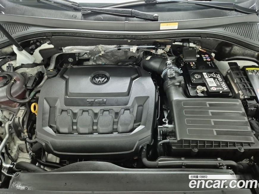 Volkswagen Tiguan 2.0 TSI Prestige, 2024