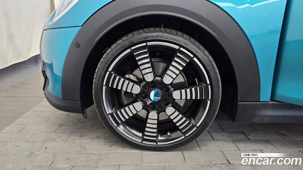 Mini Cooper Convertible Seaside Edition, 2023