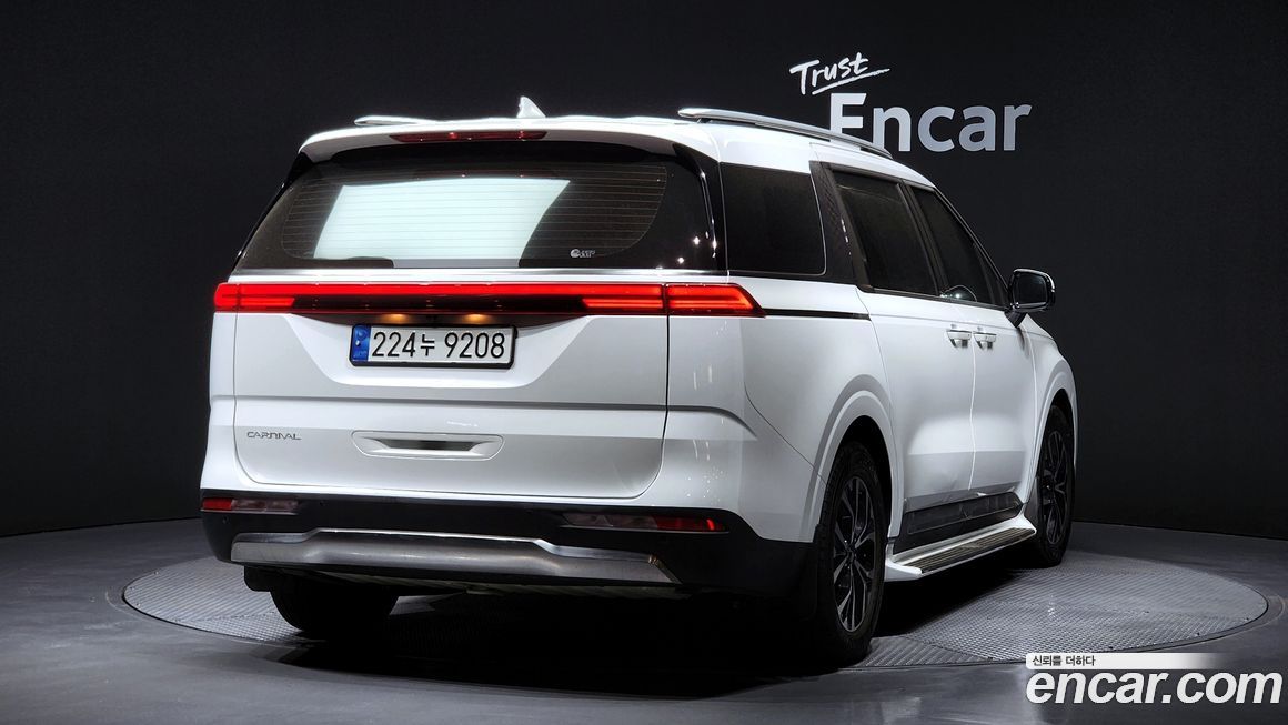 Kia Carnival 9-Seater Noblesse, 2023