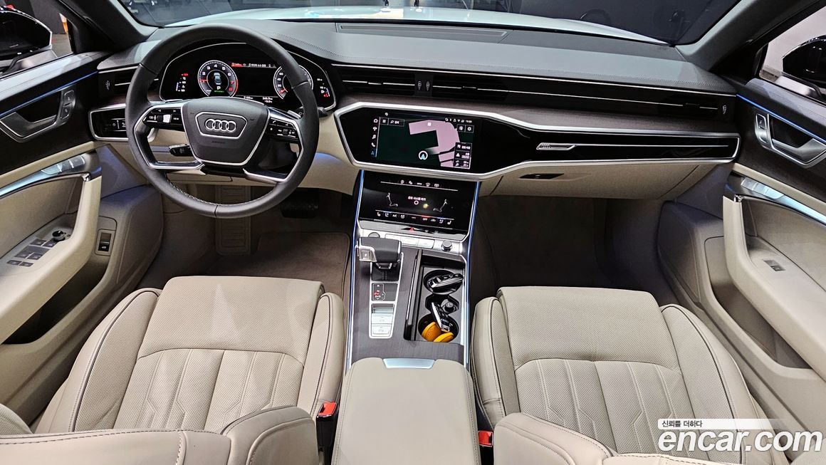 Audi A6 45 TFSI Premium, 2025