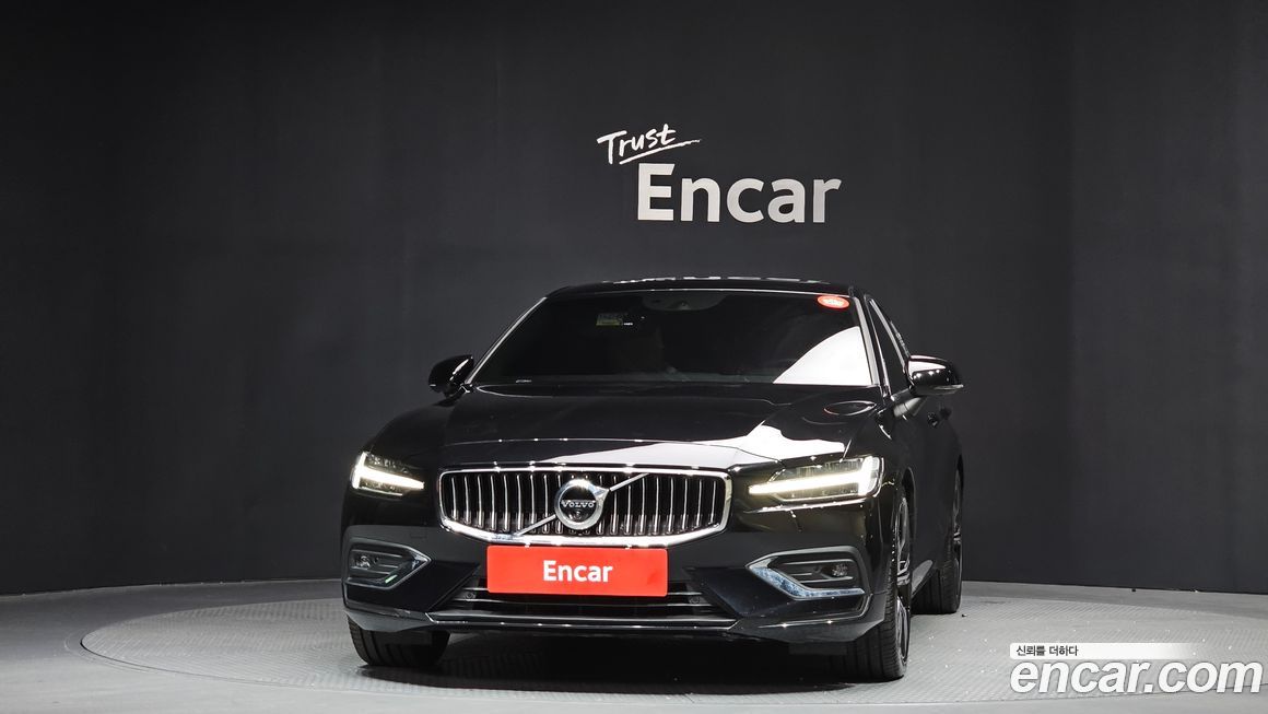 Volvo S60 B5 Inscription, 2022