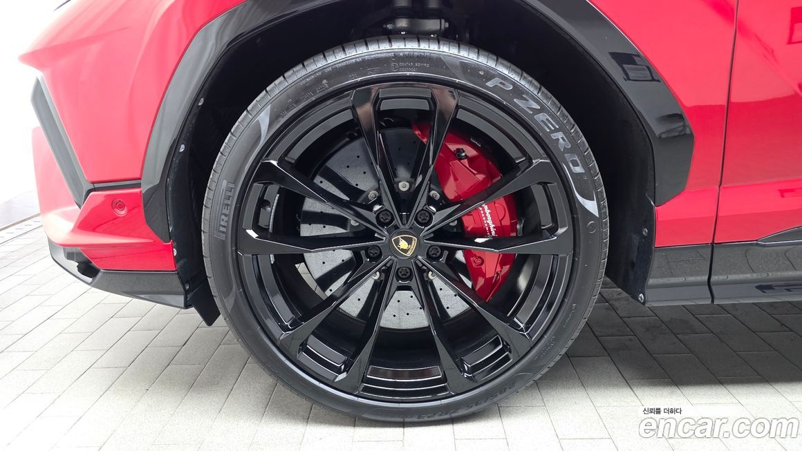 Lamborghini Urus 4.0 V8 S, 2024