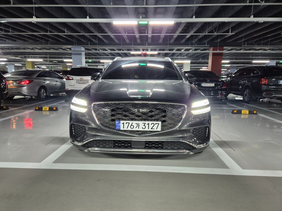 Genesis GV70 2.5T Gasoline 2WD, 2025