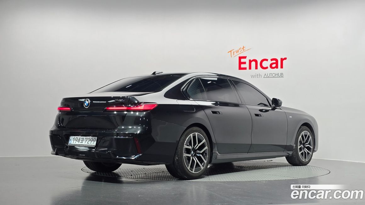 BMW 7-Series 740d xDrive M Sport, 2025