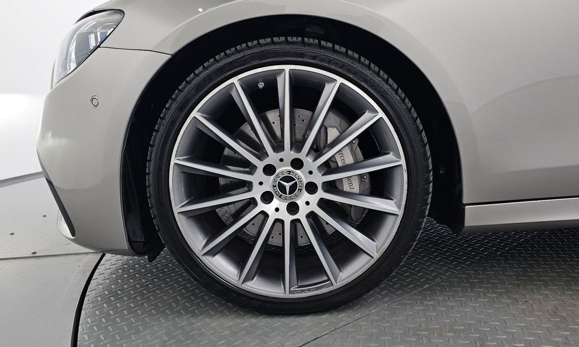 Mercedes-Benz E-Class E350 4MATIC Avantgarde, 2022